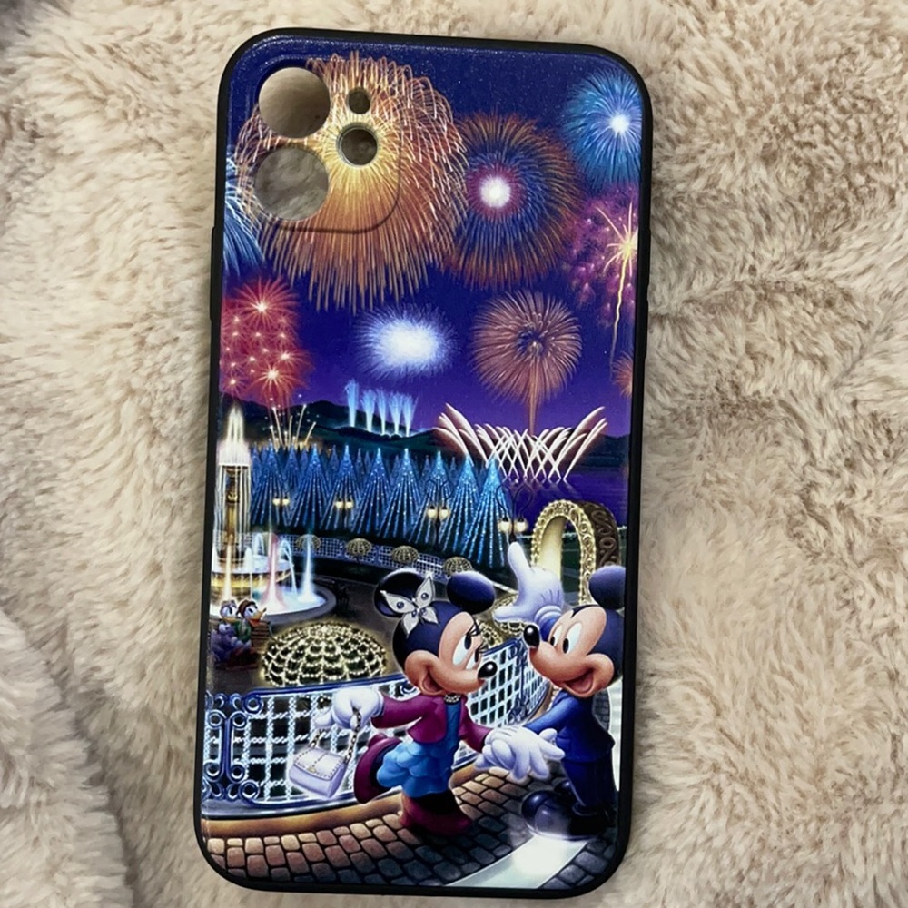 New Disney fireworks phone case iPhone 11